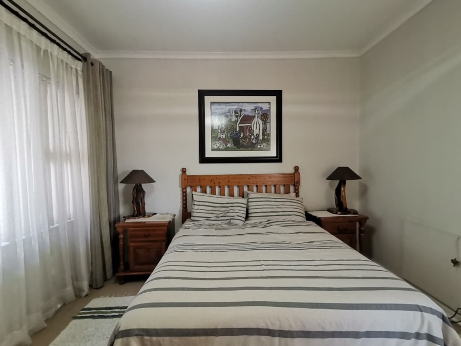 4 Bedroom Property for Sale in Bassonia Gauteng