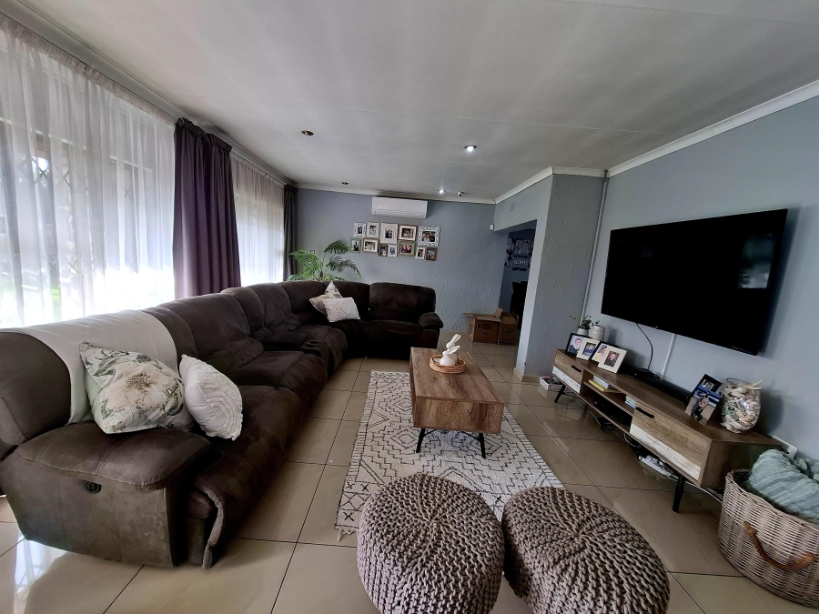 3 Bedroom Property for Sale in Dal Fouche Gauteng