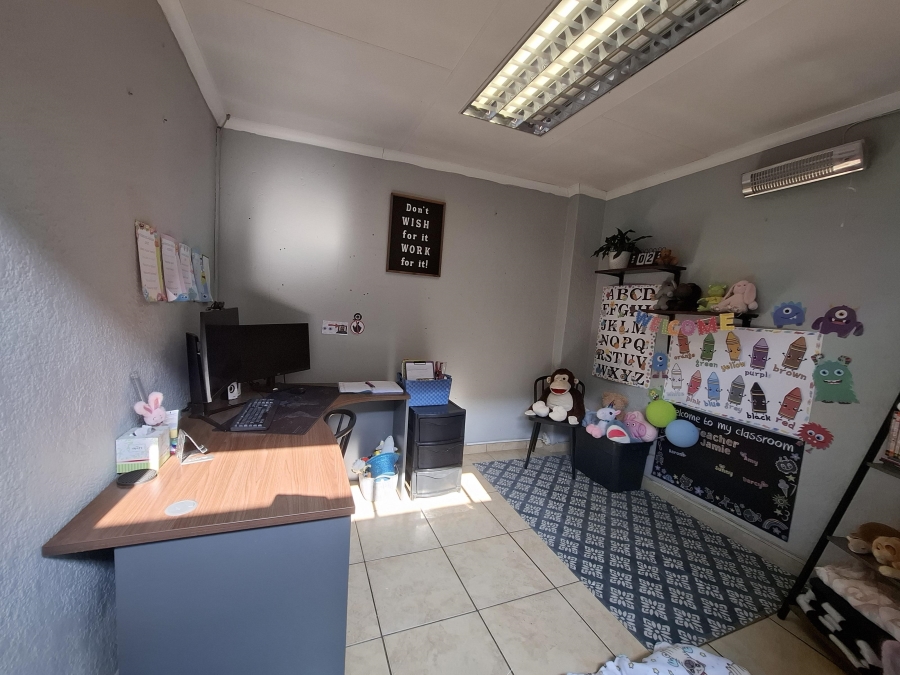 3 Bedroom Property for Sale in Dal Fouche Gauteng
