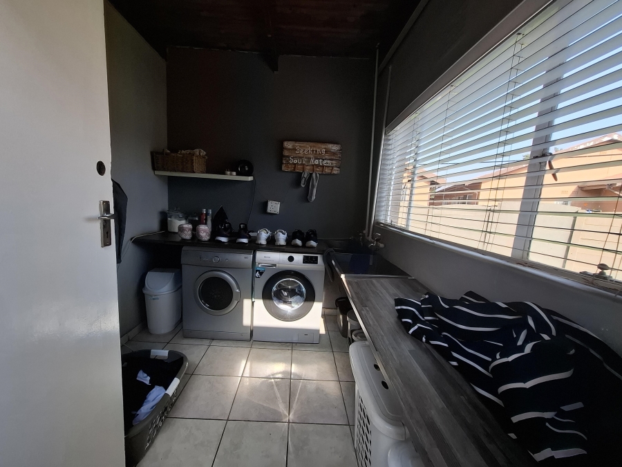 3 Bedroom Property for Sale in Dal Fouche Gauteng