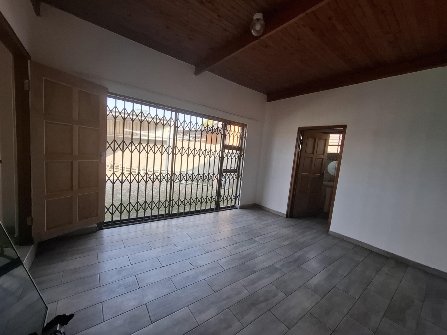 3 Bedroom Property for Sale in Dal Fouche Gauteng