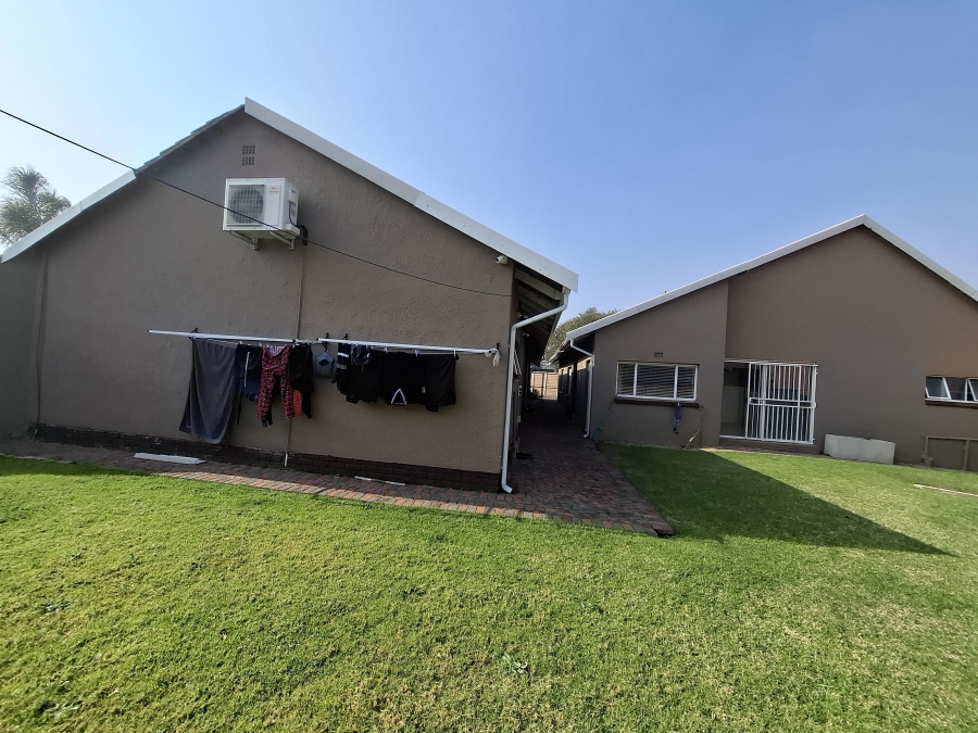 3 Bedroom Property for Sale in Dal Fouche Gauteng