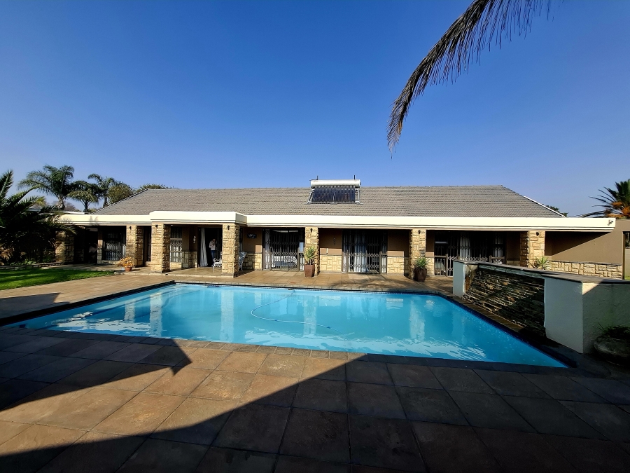 3 Bedroom Property for Sale in Dal Fouche Gauteng