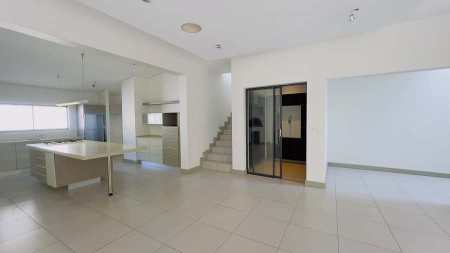 To Let 4 Bedroom Property for Rent in Midstream Estate Gauteng