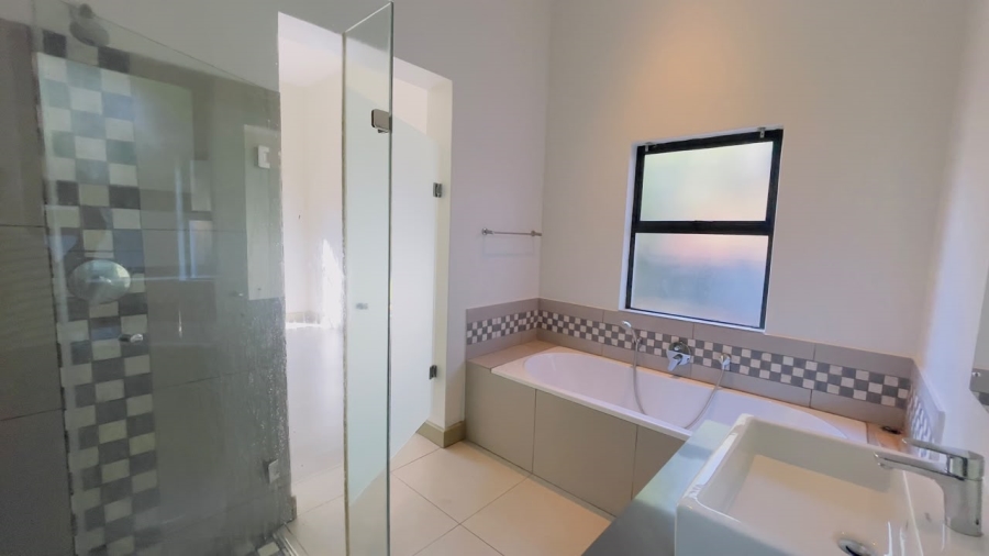 To Let 4 Bedroom Property for Rent in Midstream Estate Gauteng