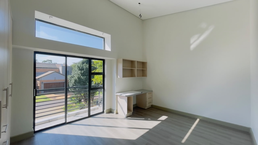 To Let 4 Bedroom Property for Rent in Midstream Estate Gauteng