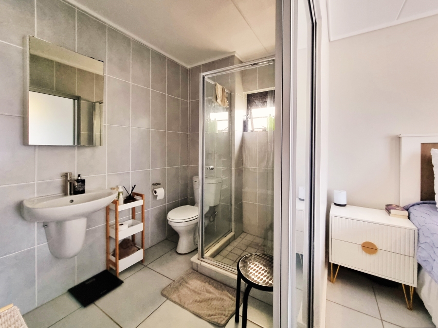 3 Bedroom Property for Sale in Mooikloof Gauteng