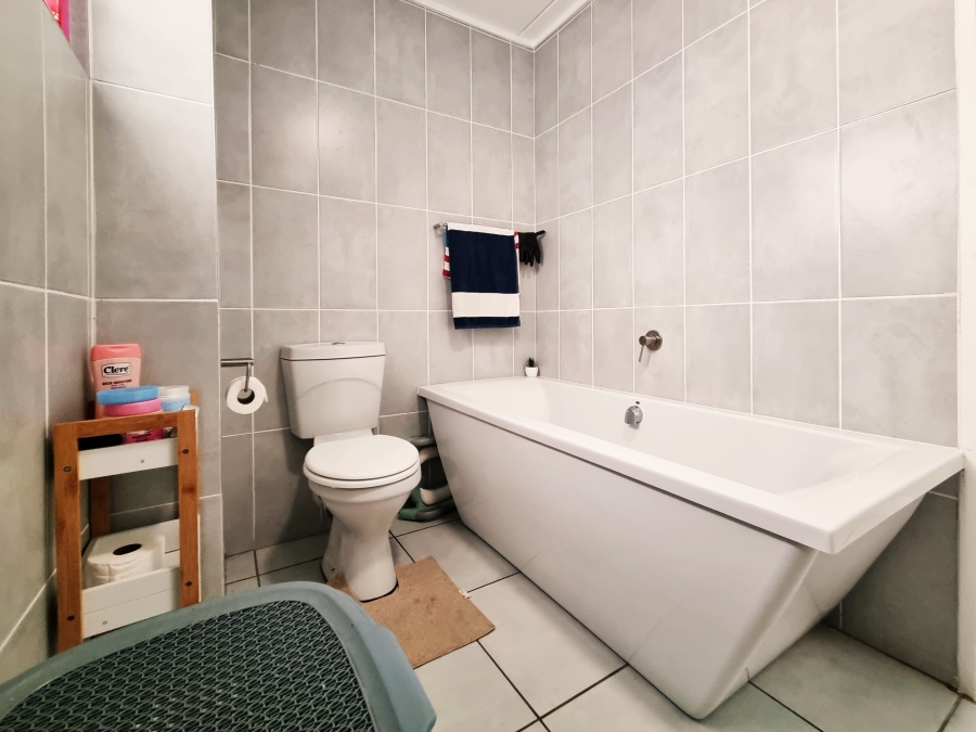 3 Bedroom Property for Sale in Mooikloof Gauteng