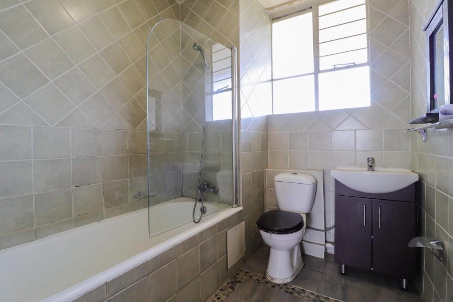 2 Bedroom Property for Sale in Bedford Gardens Gauteng