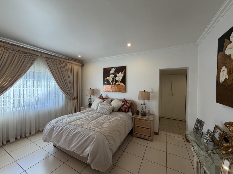 4 Bedroom Property for Sale in Linmeyer Gauteng
