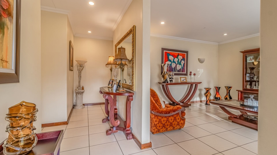 4 Bedroom Property for Sale in Linmeyer Gauteng