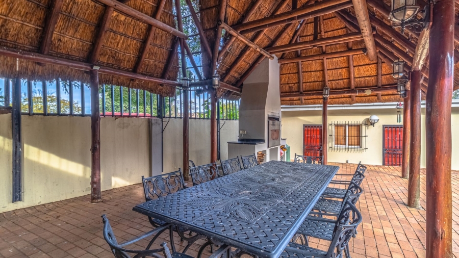 4 Bedroom Property for Sale in Linmeyer Gauteng