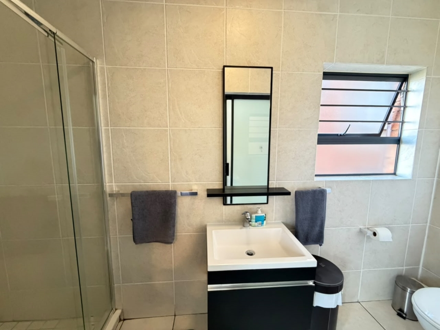 3 Bedroom Property for Sale in Oakdene Gauteng