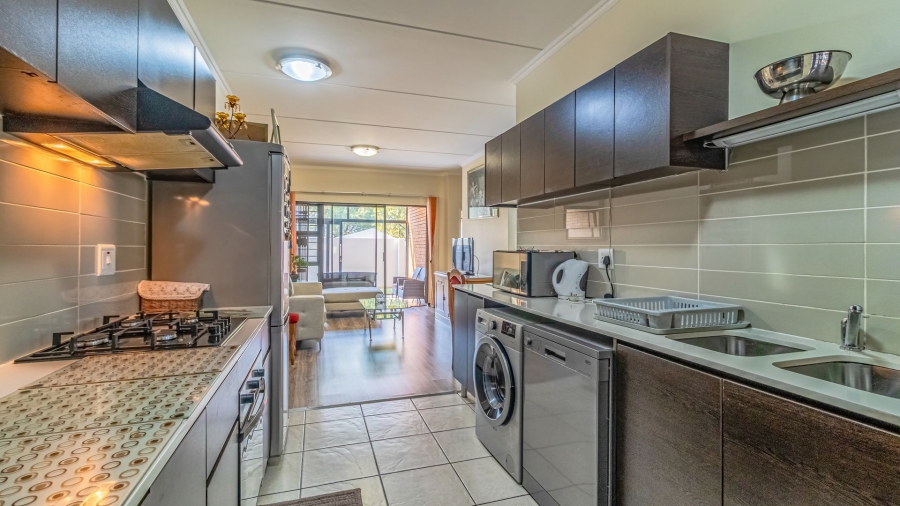 3 Bedroom Property for Sale in Oakdene Gauteng