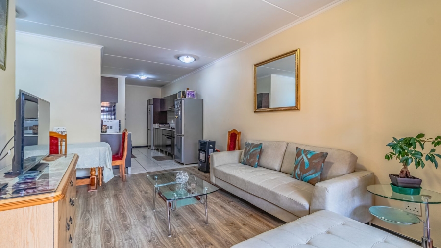 3 Bedroom Property for Sale in Oakdene Gauteng