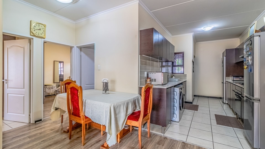 3 Bedroom Property for Sale in Oakdene Gauteng