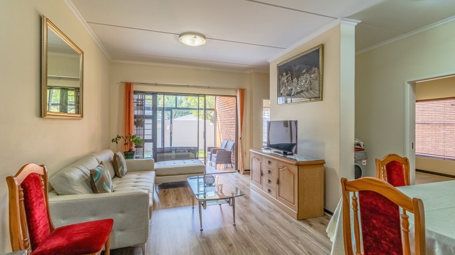 3 Bedroom Property for Sale in Oakdene Gauteng
