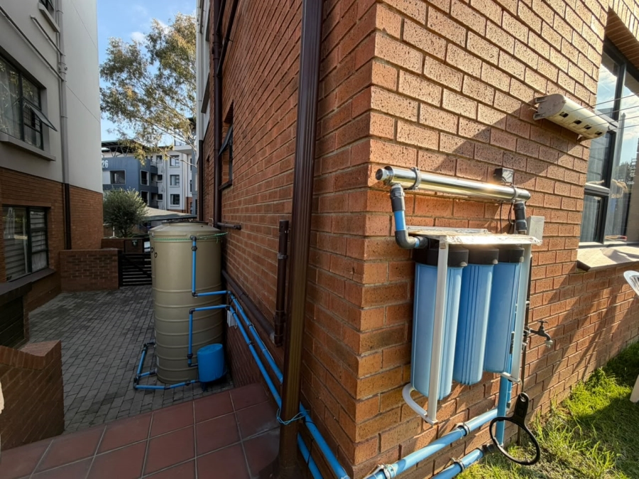3 Bedroom Property for Sale in Oakdene Gauteng
