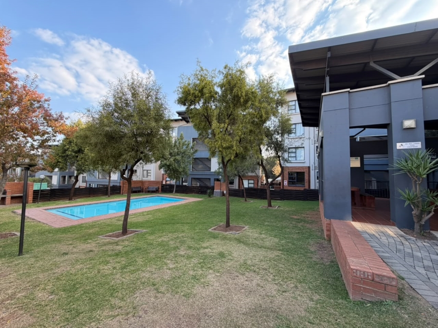 3 Bedroom Property for Sale in Oakdene Gauteng