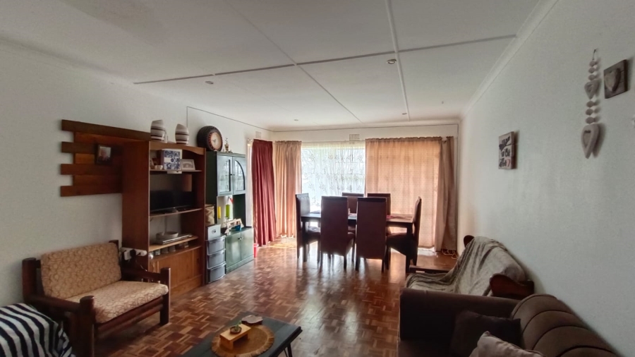 2 Bedroom Property for Sale in Greenhills Gauteng