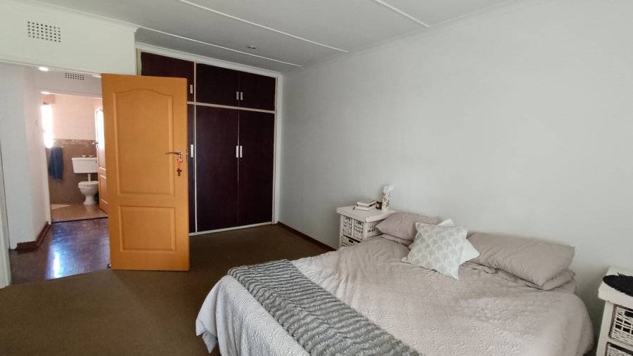2 Bedroom Property for Sale in Greenhills Gauteng
