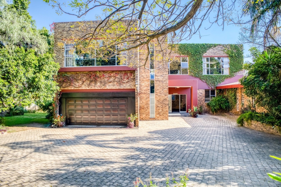 8 Bedroom Property for Sale in Bryanston Gauteng