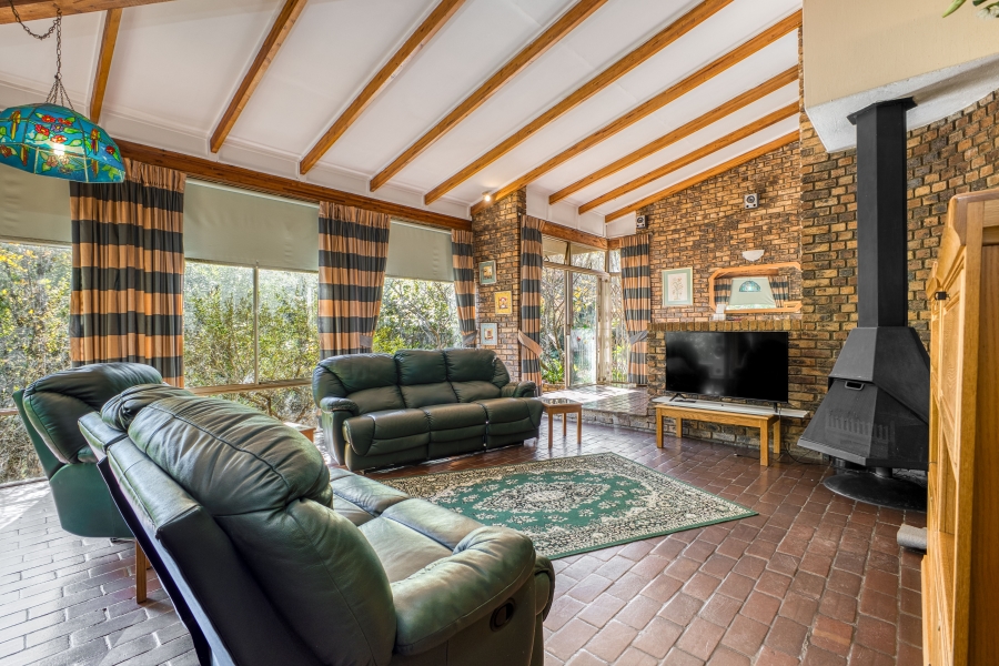 8 Bedroom Property for Sale in Bryanston Gauteng