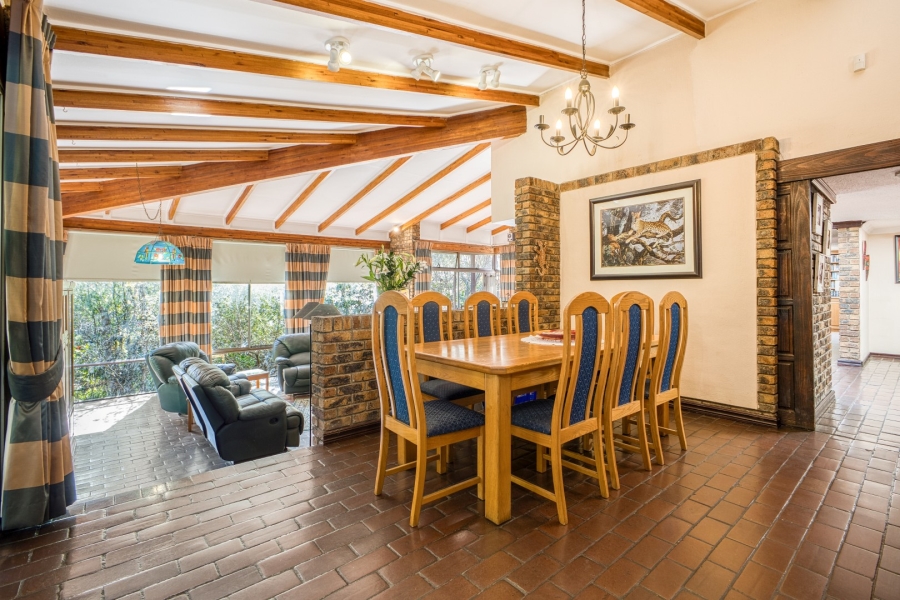 8 Bedroom Property for Sale in Bryanston Gauteng