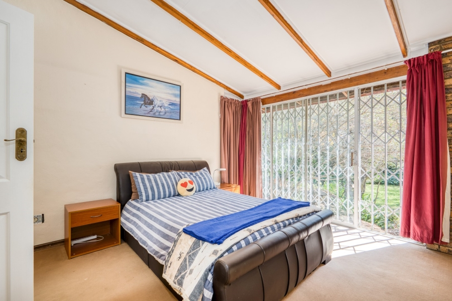 8 Bedroom Property for Sale in Bryanston Gauteng