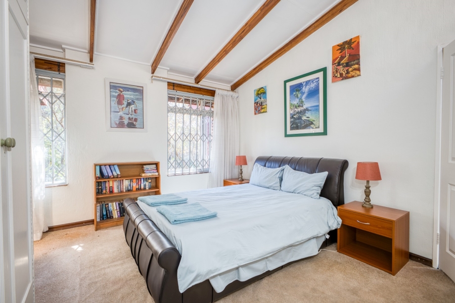 8 Bedroom Property for Sale in Bryanston Gauteng