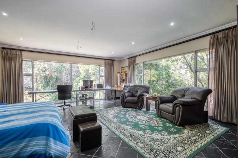 8 Bedroom Property for Sale in Bryanston Gauteng