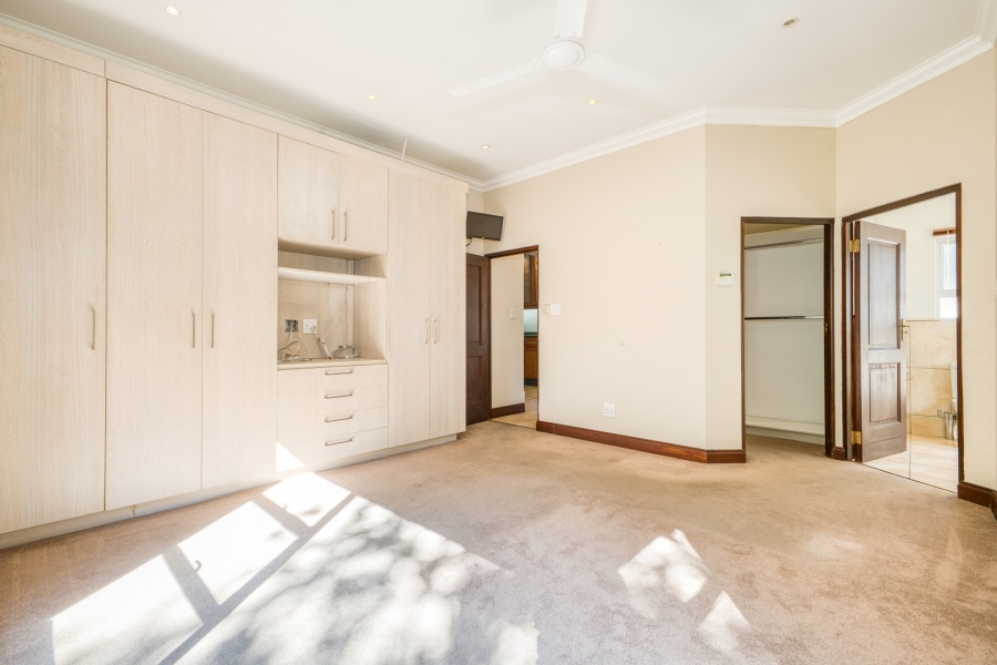 8 Bedroom Property for Sale in Bryanston Gauteng