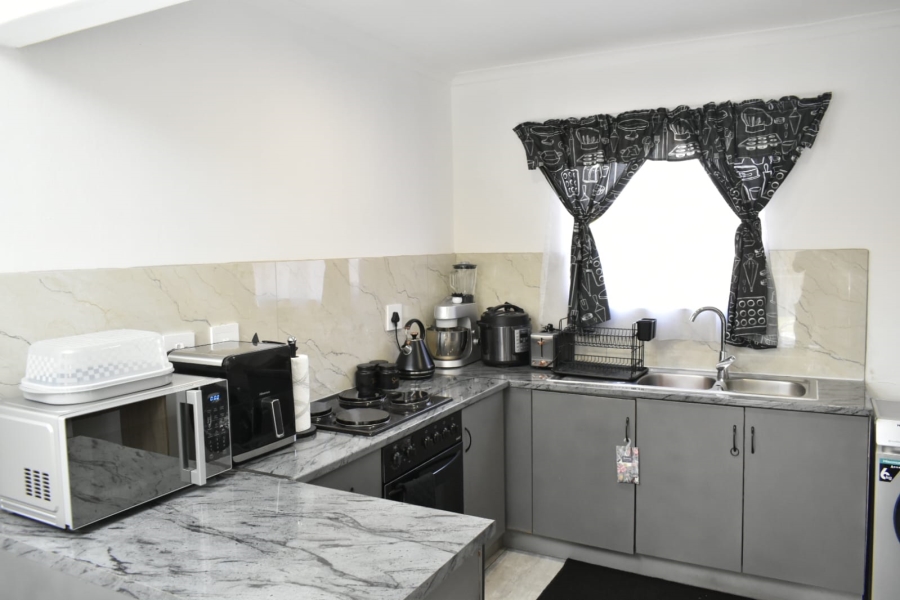 2 Bedroom Property for Sale in Noordwyk Gauteng