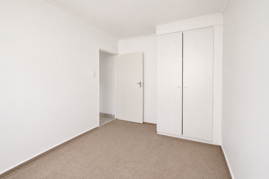 2 Bedroom Property for Sale in Noordwyk Gauteng