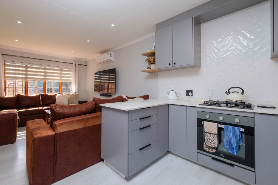 3 Bedroom Property for Sale in Pinehaven Gauteng