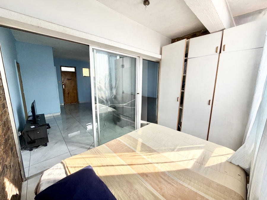 1 Bedroom Property for Sale in Pretoria West Gauteng