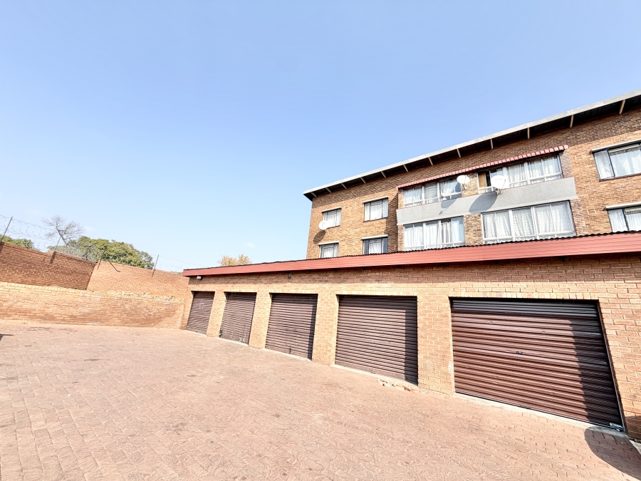 1 Bedroom Property for Sale in Pretoria West Gauteng