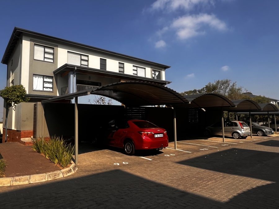 To Let 2 Bedroom Property for Rent in Carlswald Gauteng