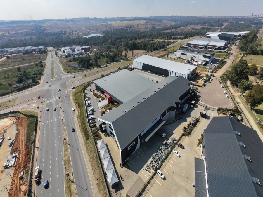 To Let Commercial Property for Rent in Longlake Gauteng