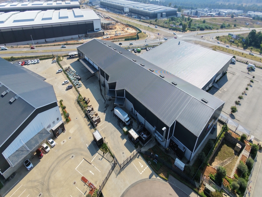 To Let Commercial Property for Rent in Longlake Gauteng