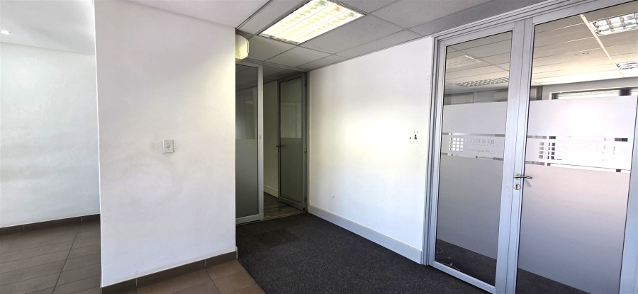 To Let Commercial Property for Rent in Paulshof Gauteng
