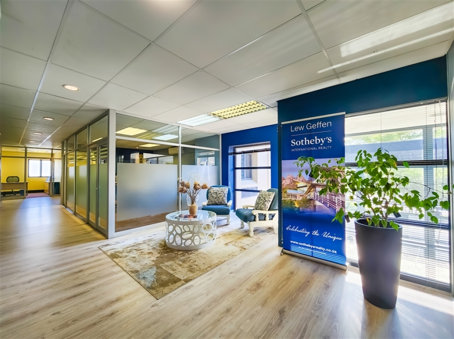 To Let Commercial Property for Rent in Strubensvallei Gauteng