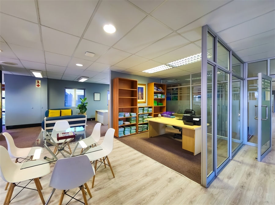 To Let Commercial Property for Rent in Strubensvallei Gauteng