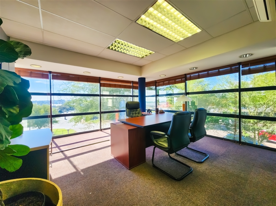 To Let Commercial Property for Rent in Strubensvallei Gauteng