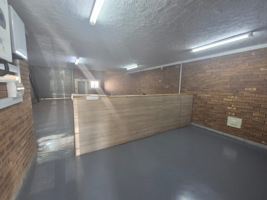 To Let Commercial Property for Rent in Hennopspark Gauteng