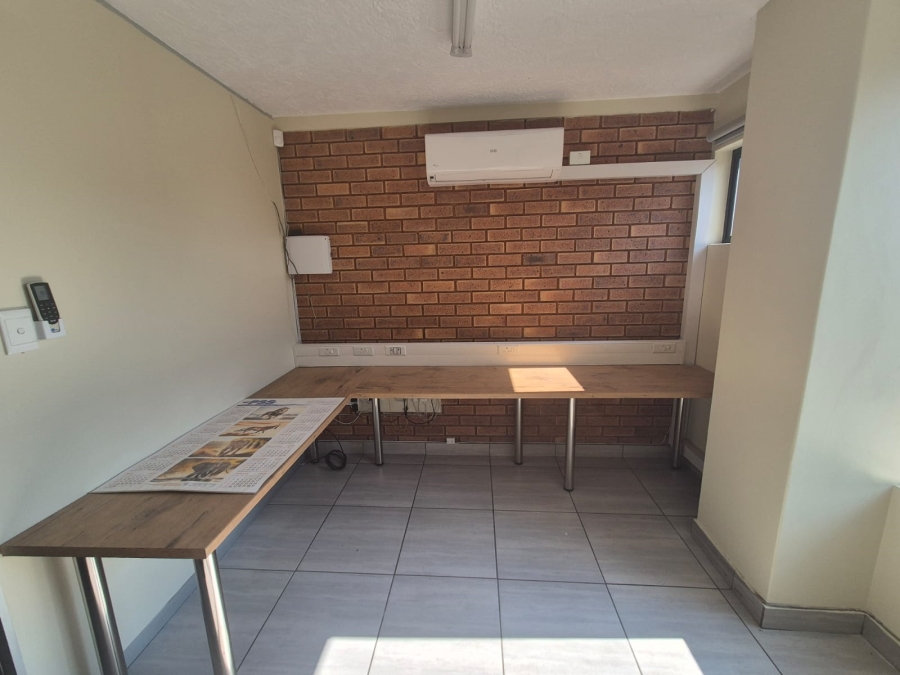 To Let Commercial Property for Rent in Hennopspark Gauteng