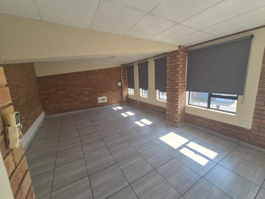 To Let Commercial Property for Rent in Hennopspark Gauteng