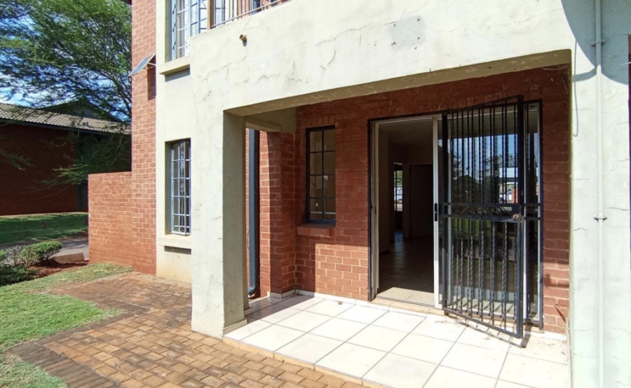 2 Bedroom Property for Sale in Theresa Park Gauteng