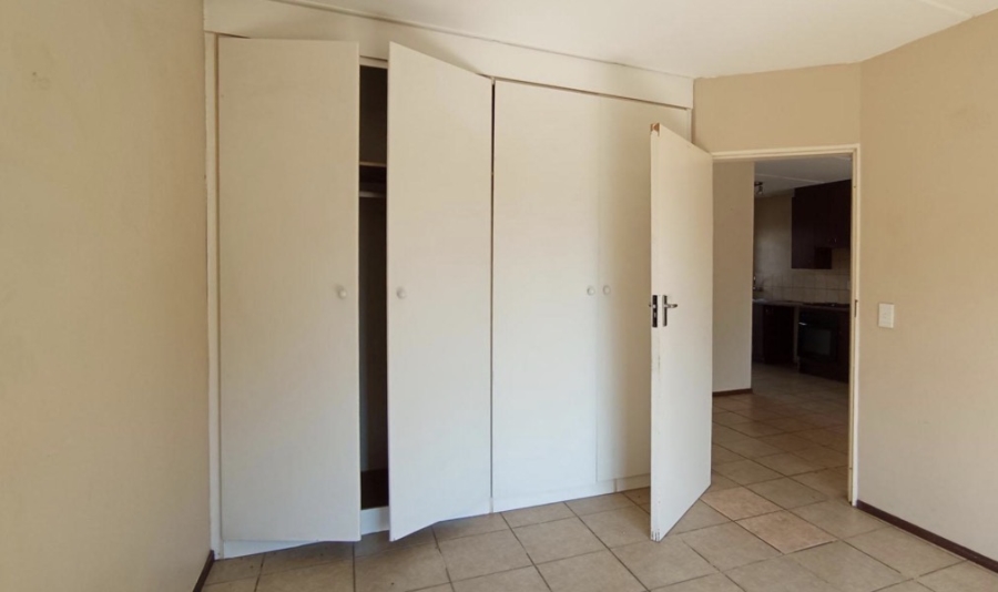2 Bedroom Property for Sale in Theresa Park Gauteng