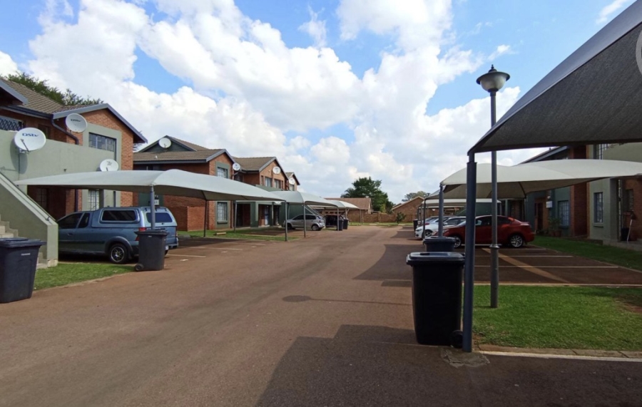 2 Bedroom Property for Sale in Theresa Park Gauteng
